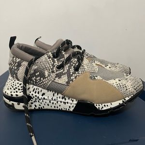 Steve Madden sneakers